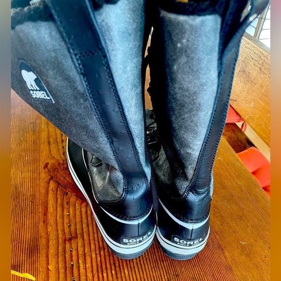 SOREL WOMENS TIVOLI HIGH BOOT BLACK, VAPOR BLUE - LIKE NEW - Picture 5 of 12